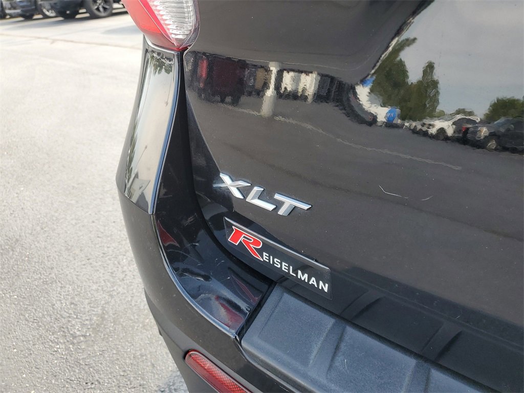 Certified 2022 Ford Explorer XLT image 7