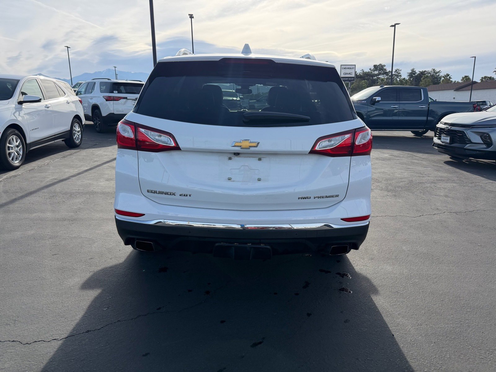 Used 2020 Chevrolet Equinox Premier image 4