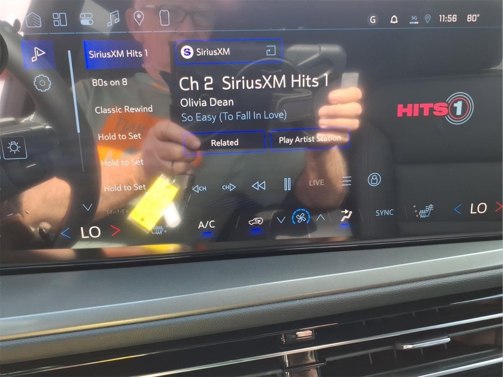 New 2026 Chevrolet Traverse LT image 20