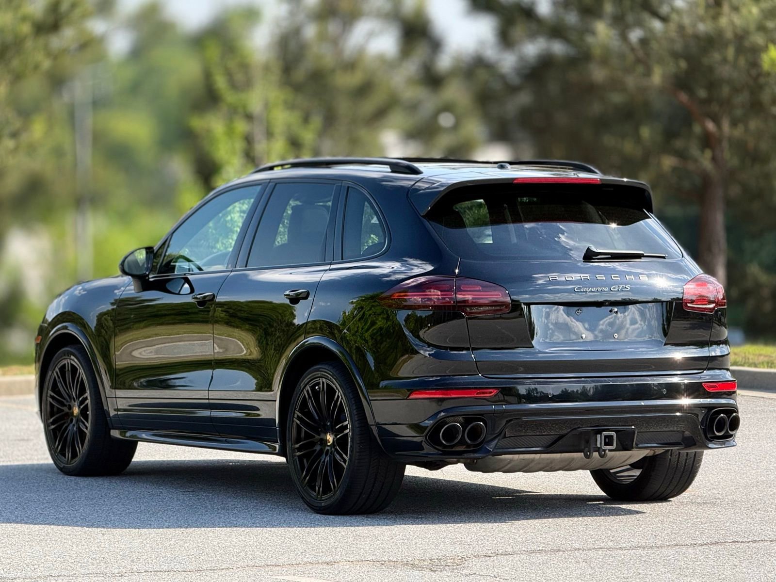 Used 2016 Porsche Cayenne GTS AWD/4WD image 10