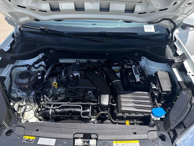 Used 2022 Volkswagen Taos SE FWD image 22