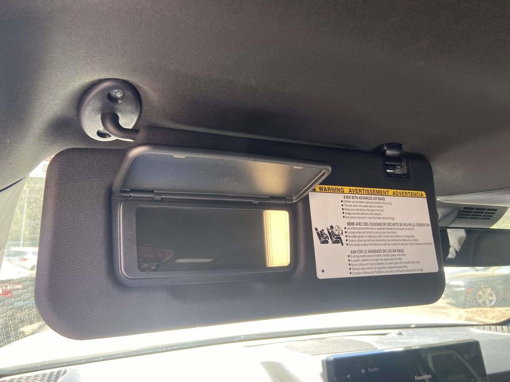 Used 2024 Toyota Tacoma TRD Sport image 31