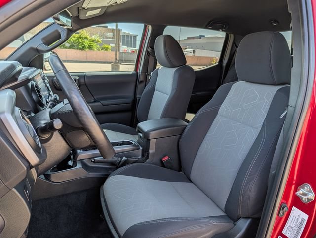 Used 2021 Toyota Tacoma TRD Sport RWD image 23