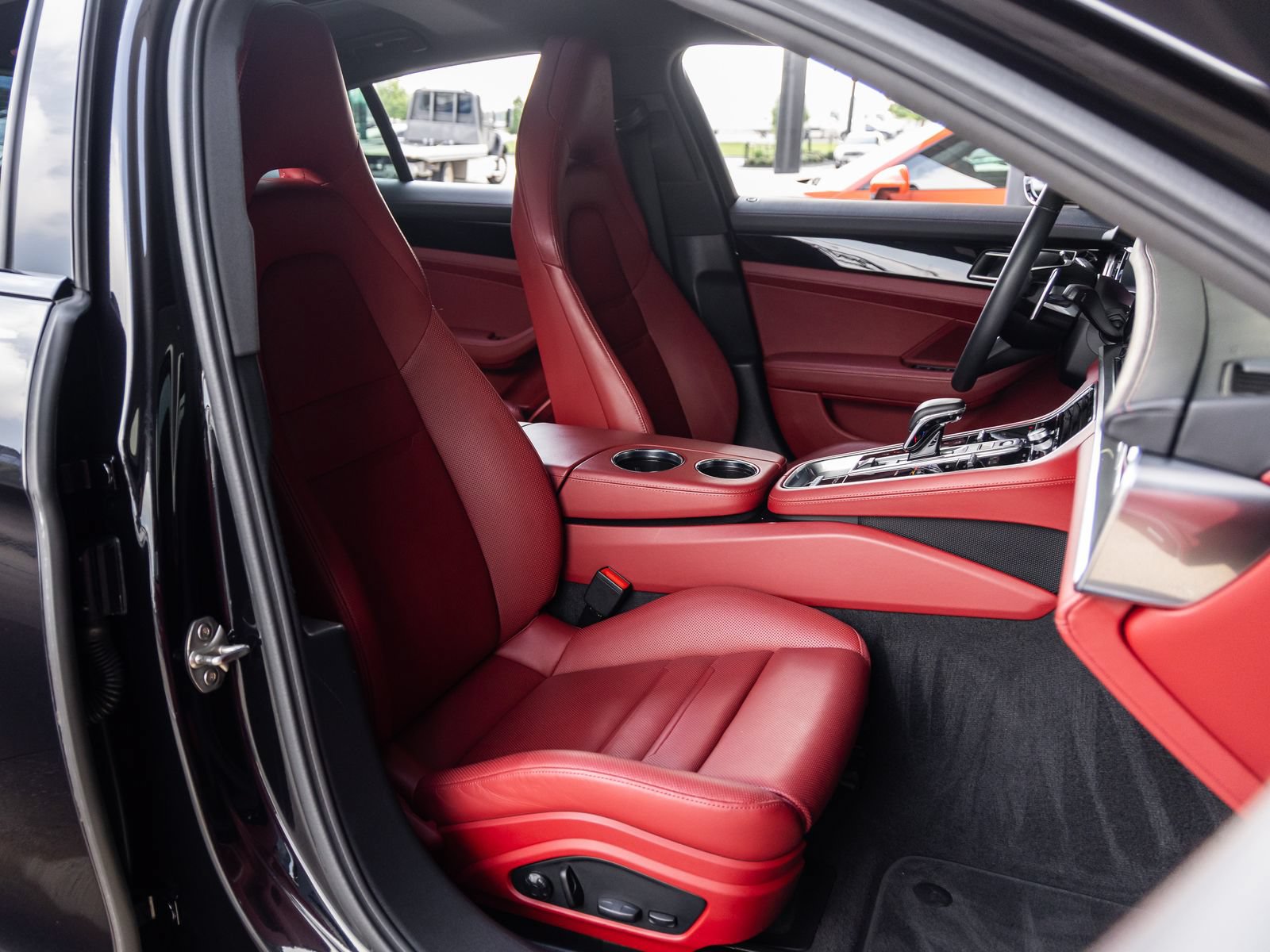 Certified 2023 Porsche Panamera 4S AWD/4WD image 47