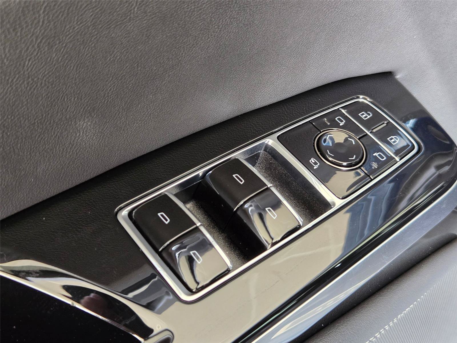 New 2026 Cadillac Escalade Sport w/ Touring Package AWD/4WD image 27