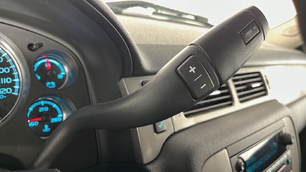Used 2013 Chevrolet Silverado 2500 LTZ AWD/4WD image 27