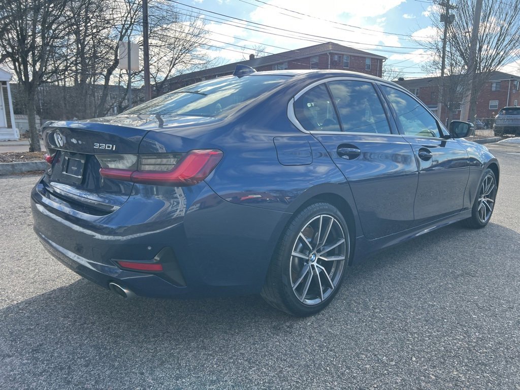 Used 2020 BMW 330i xDrive Sedan w/ Convenience Package image 4
