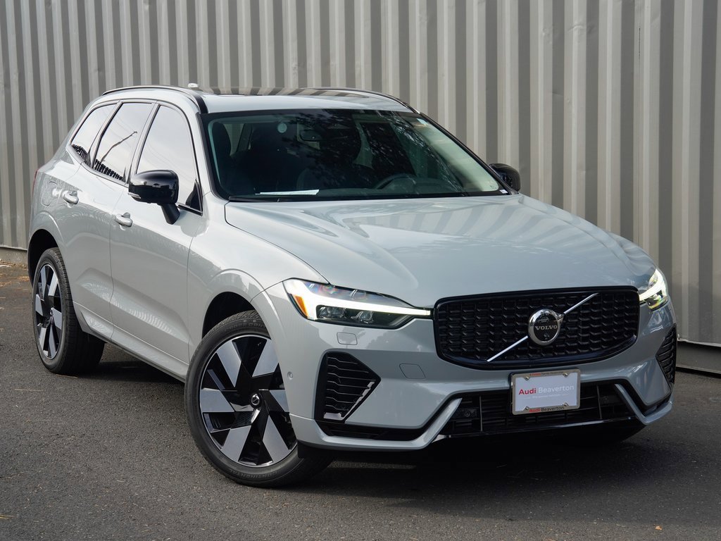 Used 2024 Volvo XC60 T8 Plus