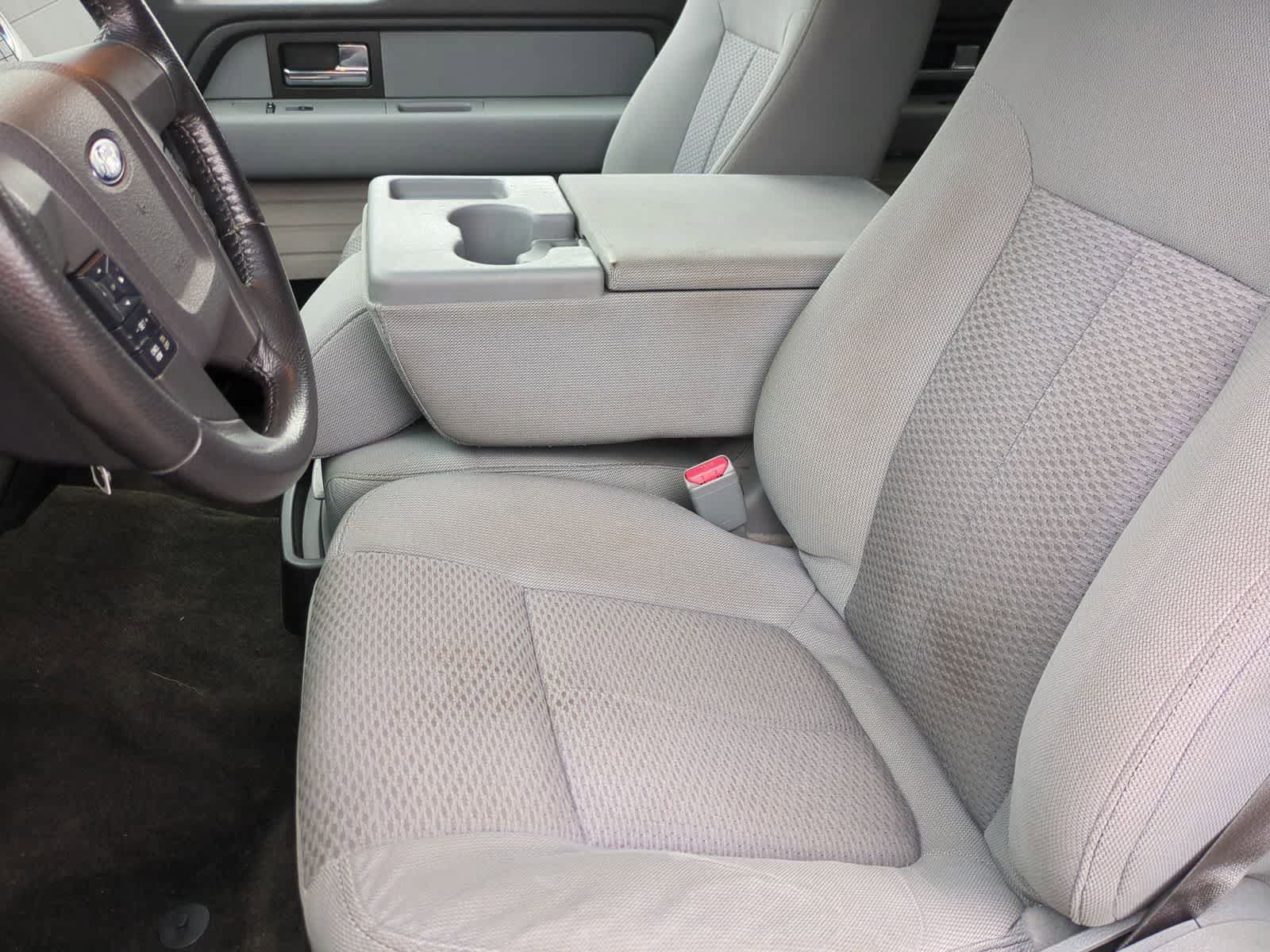 Used 2014 Ford F150 XLT w/ Equipment Group 302A Luxury AWD/4WD image 16
