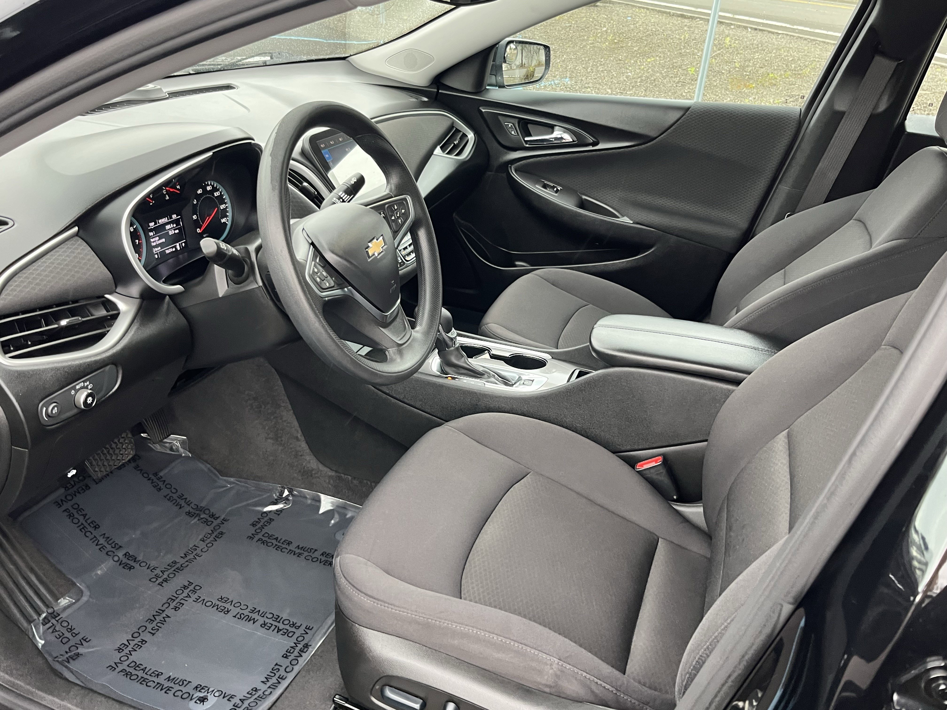 Used 2022 Chevrolet Malibu LT FWD image 9
