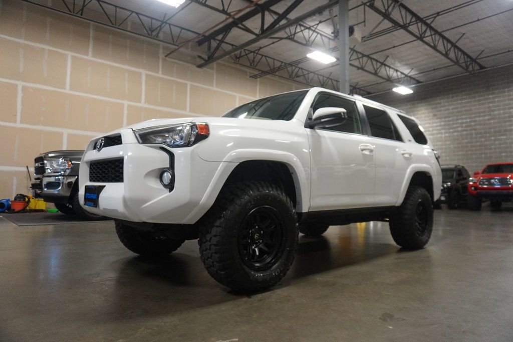 Used 2019 Toyota 4Runner SR5 image 2