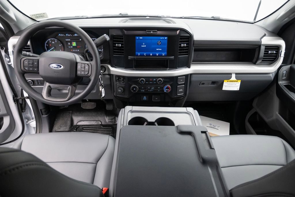 New 2026 Ford F550 XL image 17