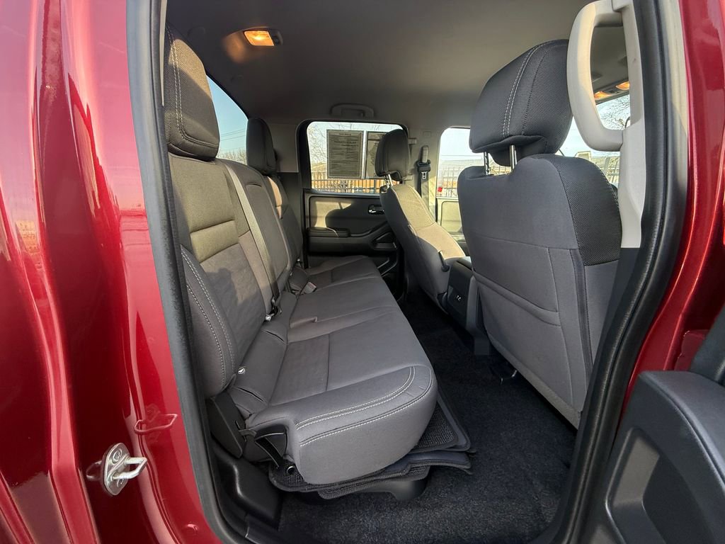 Used 2023 Nissan Frontier SV image 22