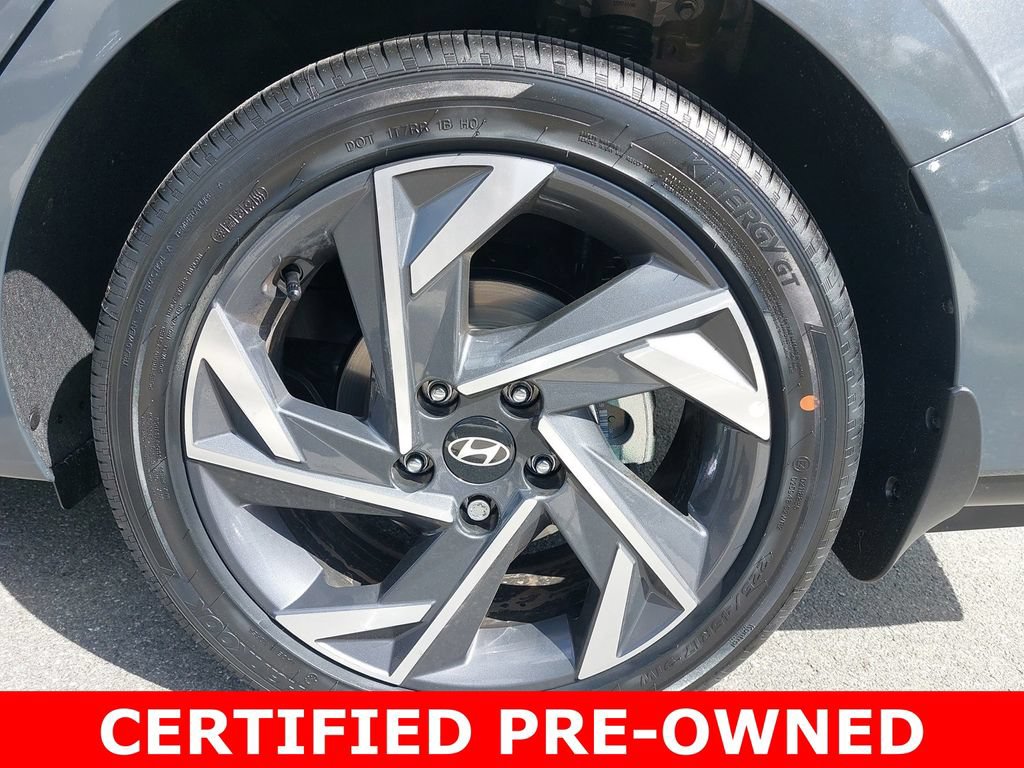 Certified 2025 Hyundai Elantra Limited FWD image 34