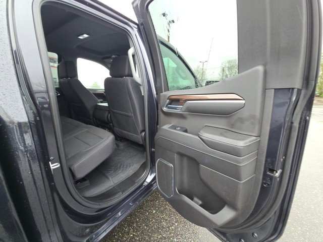 Used 2024 Chevrolet Silverado 1500 LT w/ Z71 Off-Road Package AWD/4WD image 14