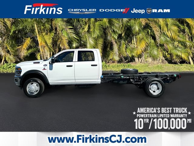 New 2026 RAM 5500 Tradesman w/ Chrome Appearance Group image 2