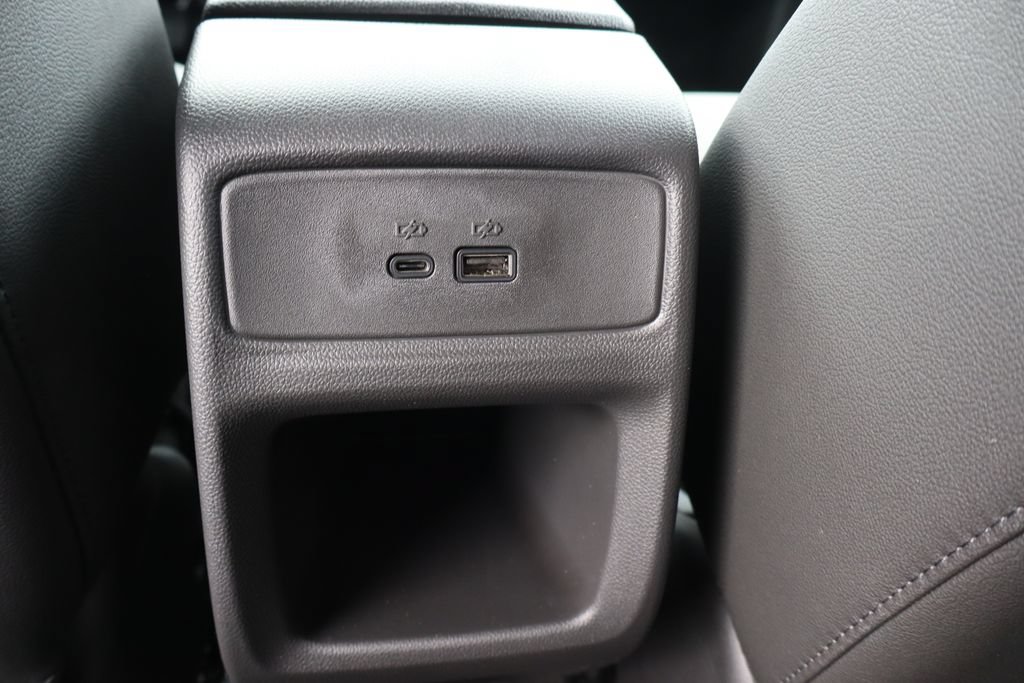 New 2026 Chevrolet Trax LT w/ LT Convenience Package FWD image 19