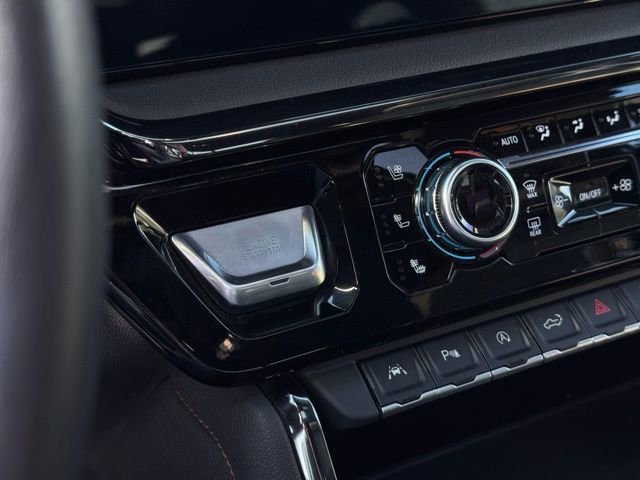 Used 2023 GMC Sierra 1500 AT4 w/ AT4 Preferred Package image 12