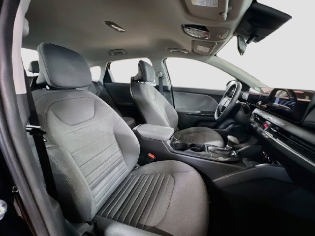 Certified 2025 Kia K4 EX FWD image 25
