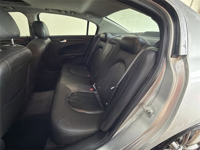 Used 2006 Buick Lucerne CXS w/ Driver Confidence Package image 22