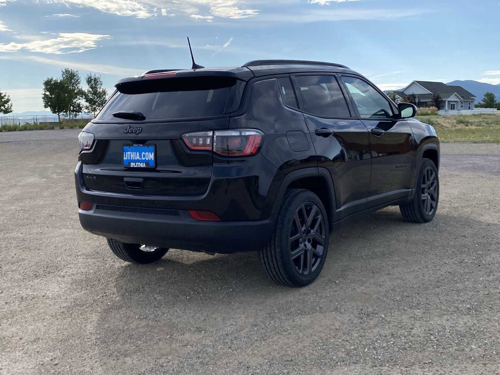 New 2025 Jeep Compass Limited w/ Sun & Sound Group image 12