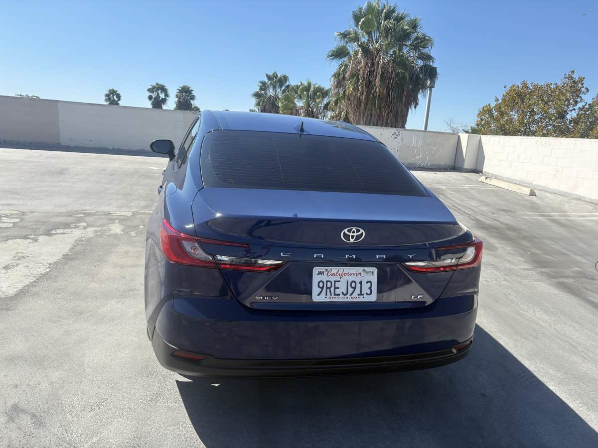 Used 2025 Toyota Camry LE FWD image 11