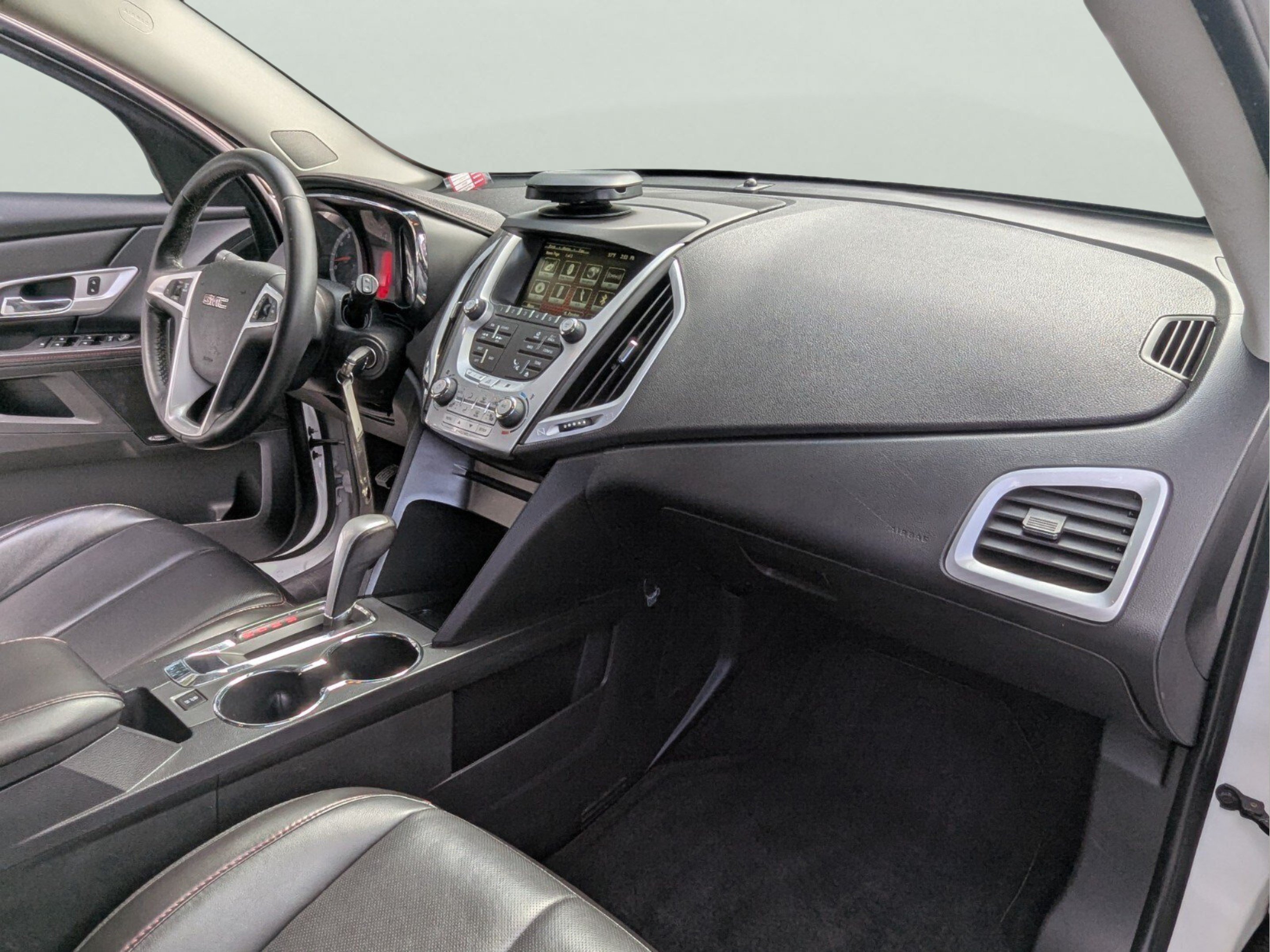 Used 2015 GMC Terrain SLT FWD image 34