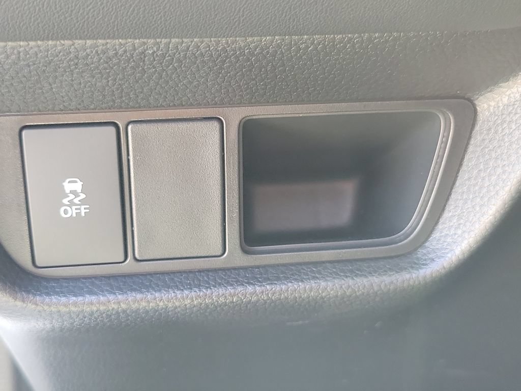 Certified 2027 Honda HR-V LX image 19