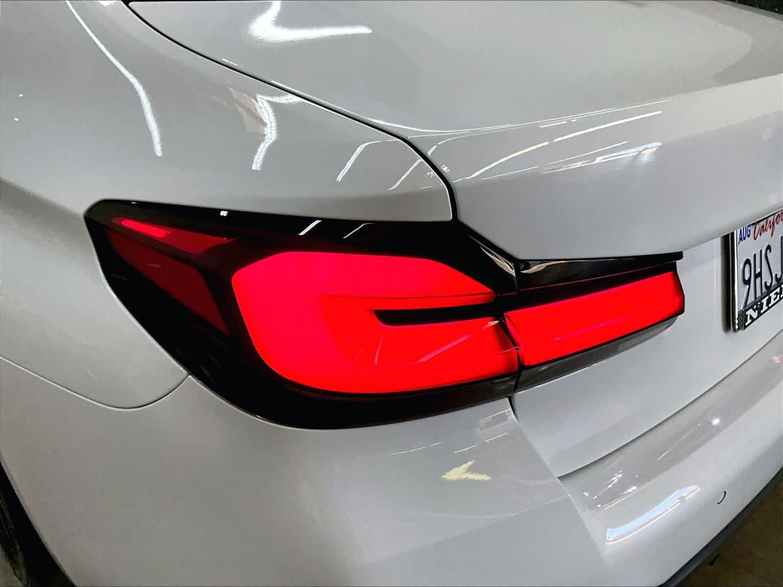 Used 2023 BMW 540i w/ Executive Package RWD image 32