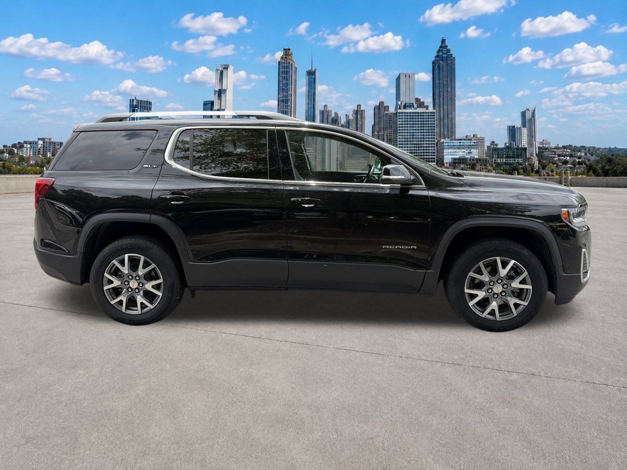 Used 2023 GMC Acadia SLT FWD image 29