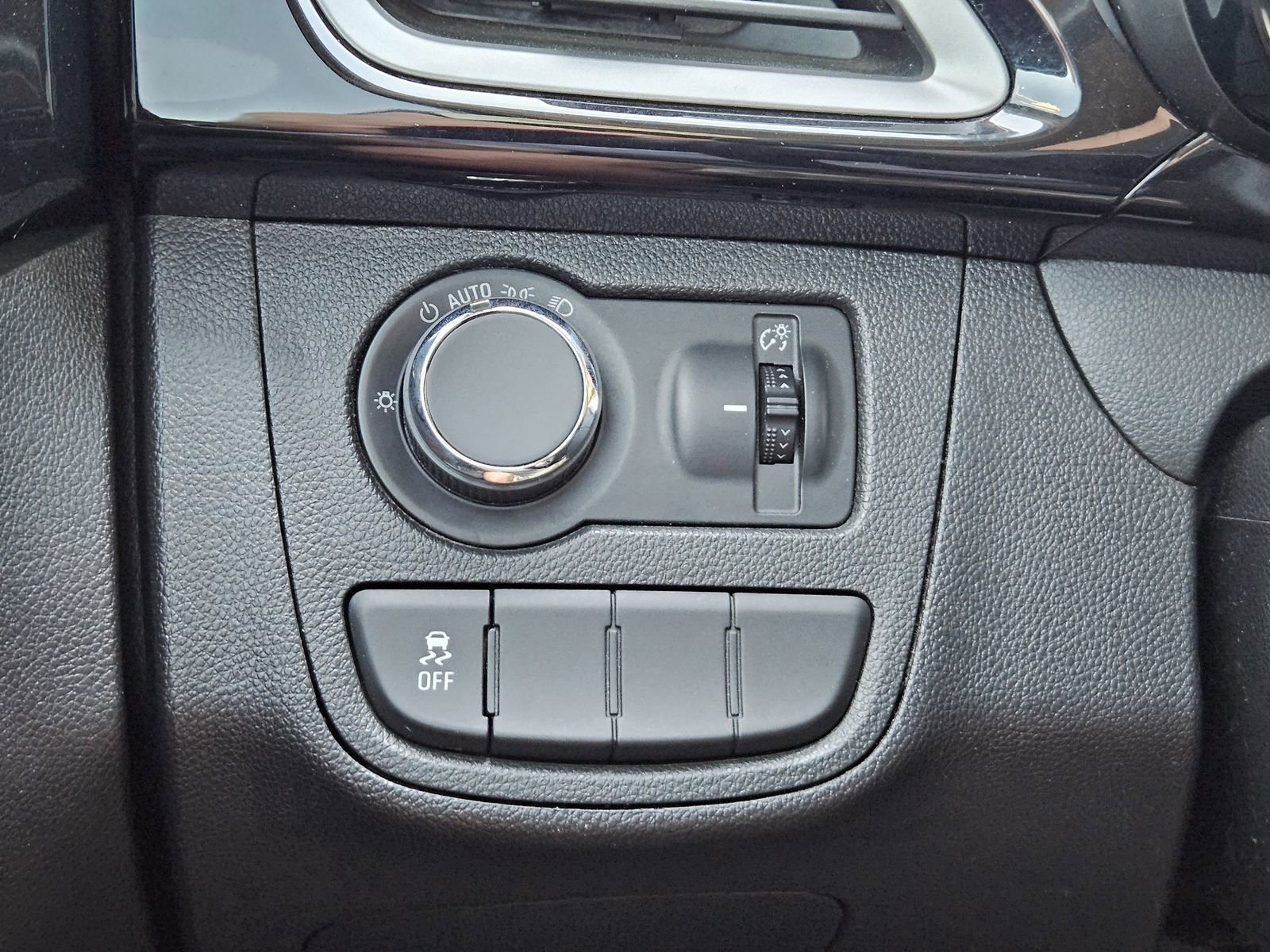 Certified 2021 Chevrolet Spark LT image 23