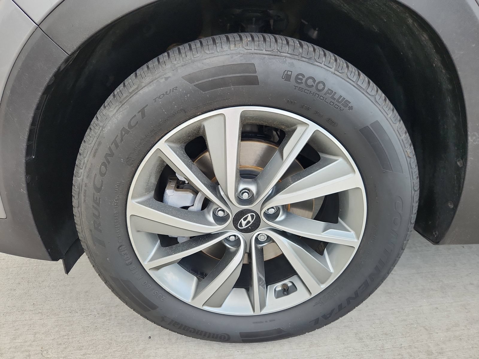 Used 2019 Hyundai Santa Fe Limited AWD/4WD image 17