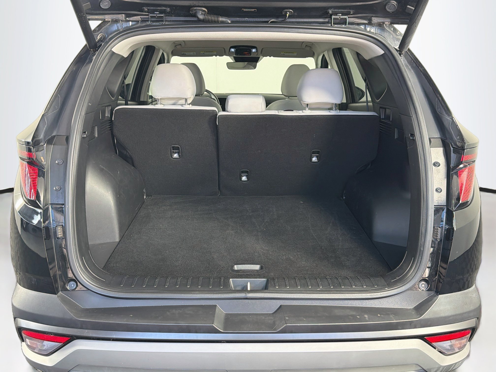 Used 2025 Hyundai Tucson SEL FWD image 30