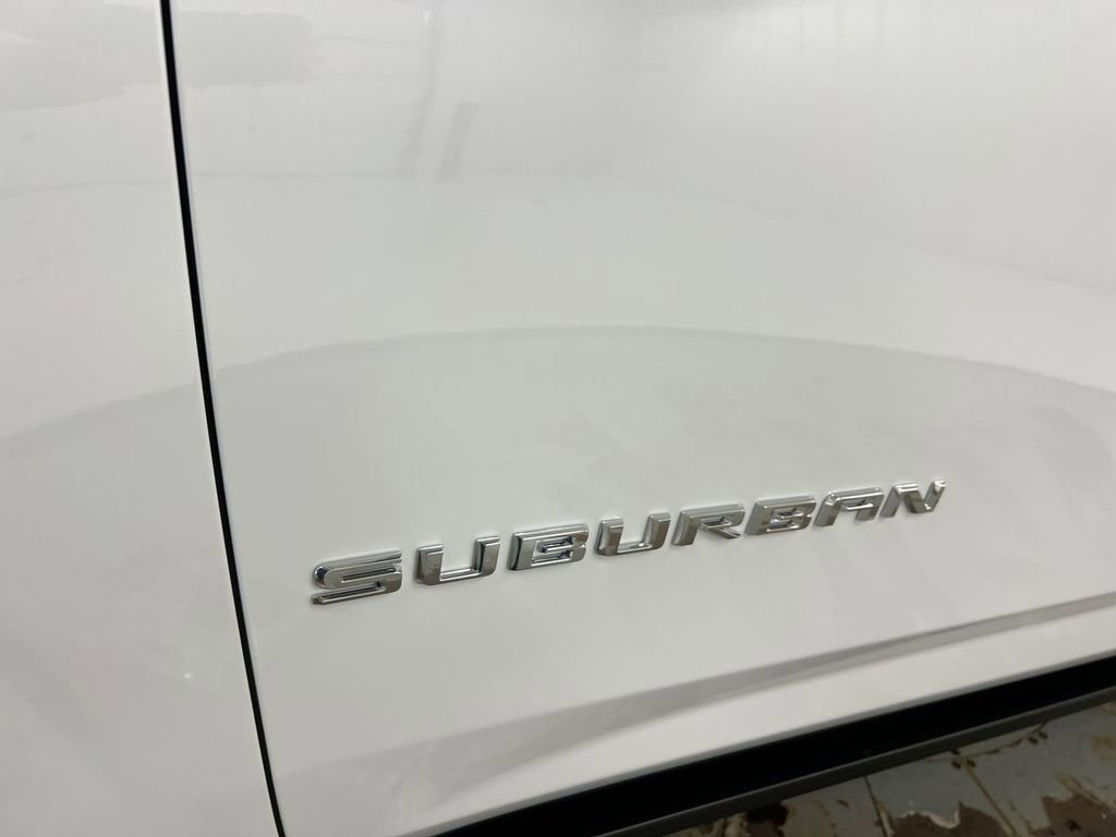 New 2026 Chevrolet Suburban High Country image 28