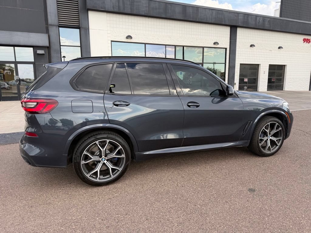 Used 2022 BMW X5 M50i w/ Premium Package AWD/4WD image 4