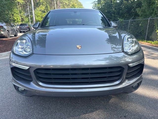 Used 2016 Porsche Cayenne AWD/4WD image 2