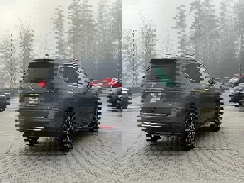 Used 2020 Nissan Rogue SL w/ Premium Package image 6