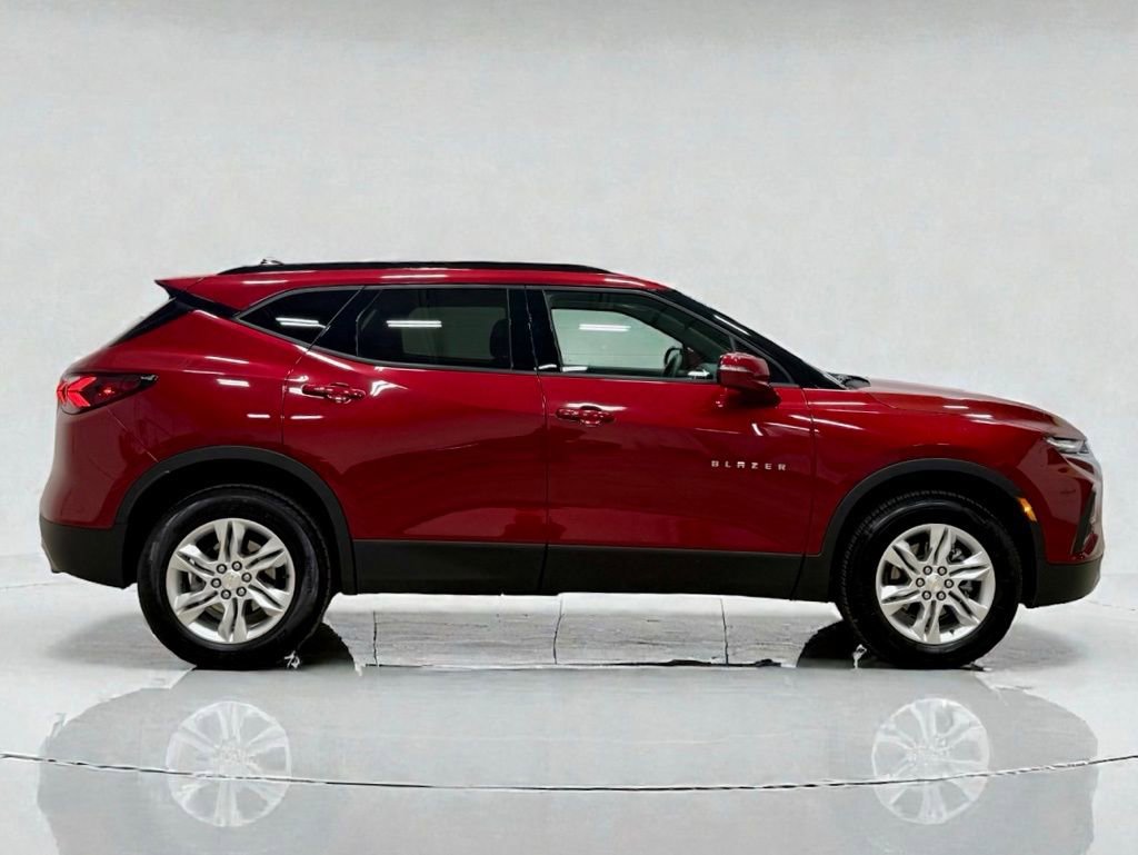 Used 2022 Chevrolet Blazer LT FWD image 6