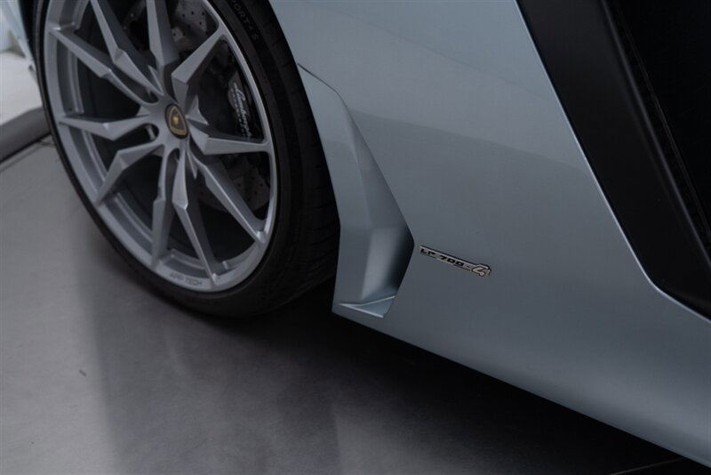 Used 2013 Lamborghini Aventador LP 700-4 AWD/4WD image 31