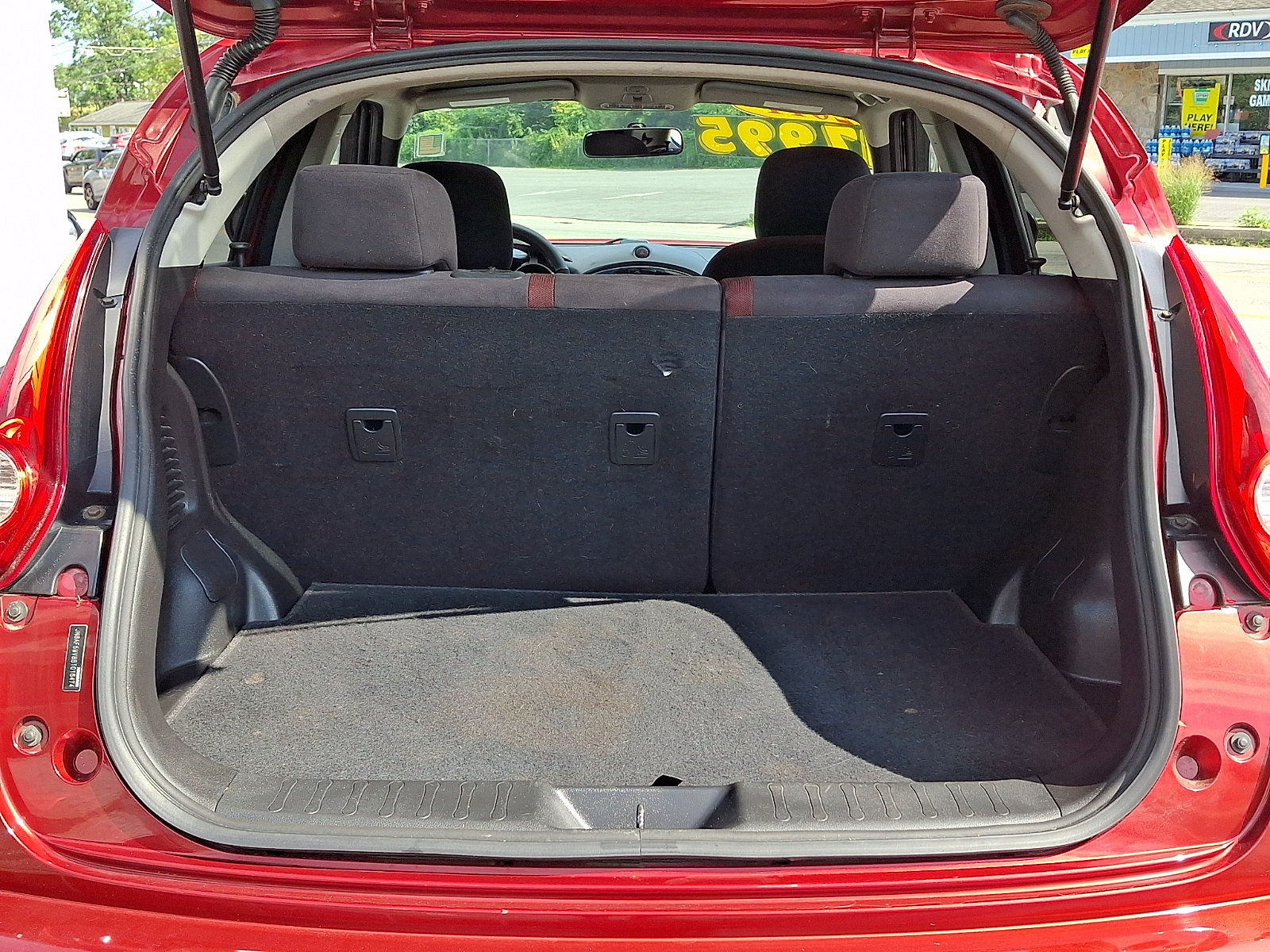 Used 2011 Nissan Juke SV AWD/4WD image 28