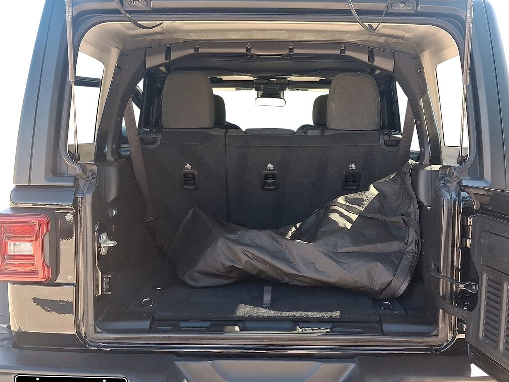 Used 2024 Jeep Wrangler Rubicon image 29