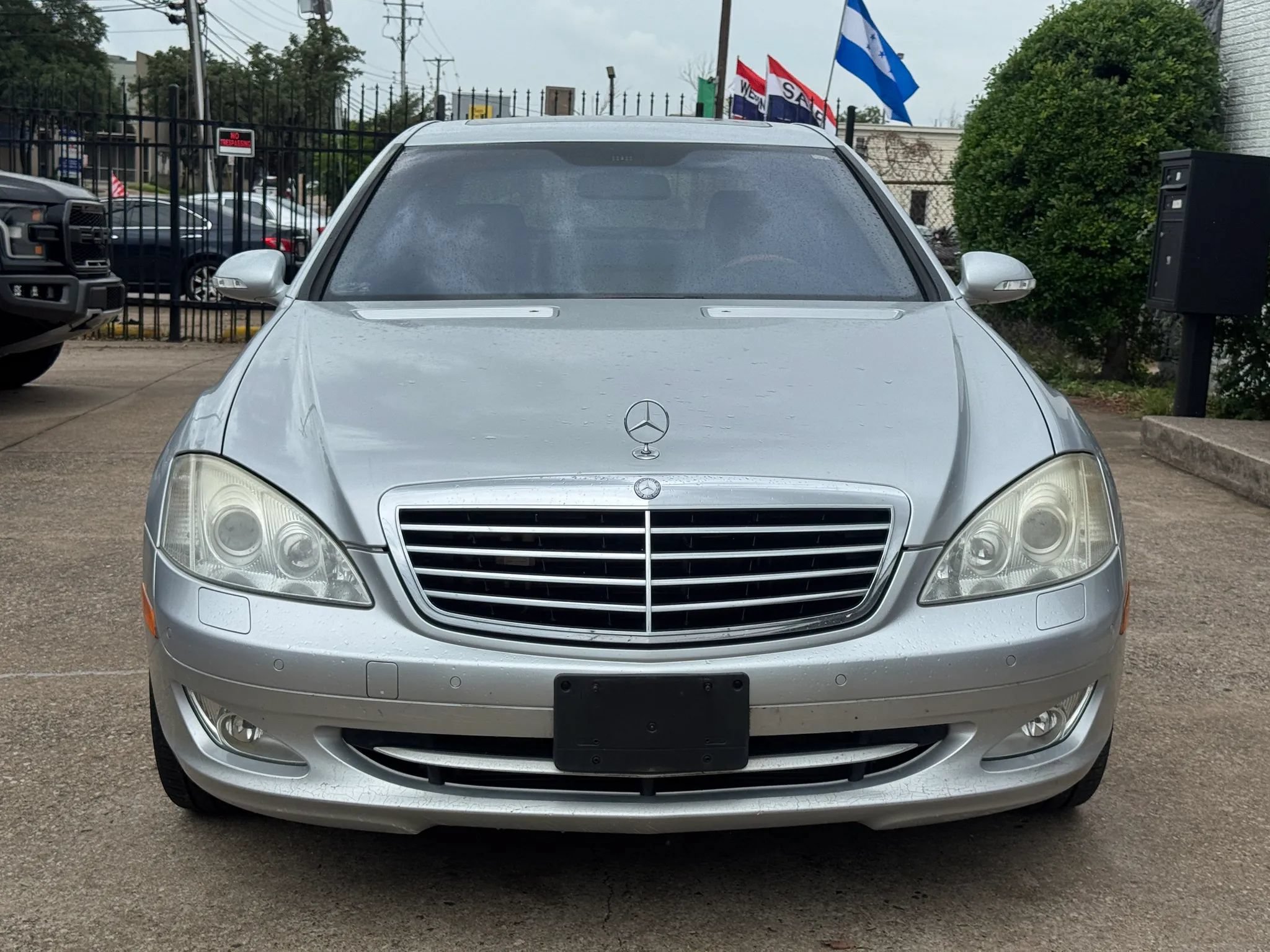 Used 2009 Mercedes-Benz S 550 image 3