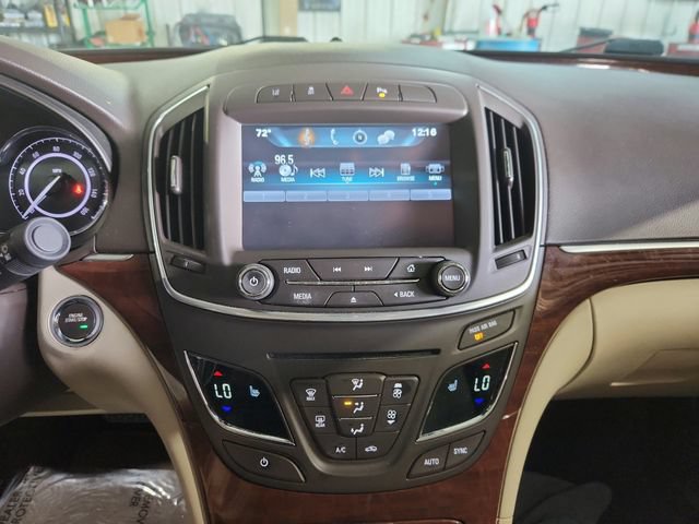 Used 2017 Buick Regal Premium w/ Driver Confidence Package #1 FWD image 18