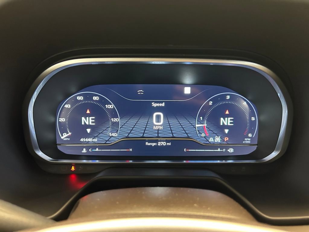 Used 2023 GMC Yukon SLT w/ SLT Luxury Package image 11