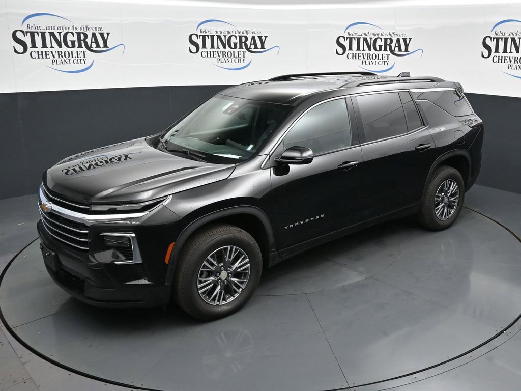 Used 2026 Chevrolet Traverse LT AWD/4WD image 11