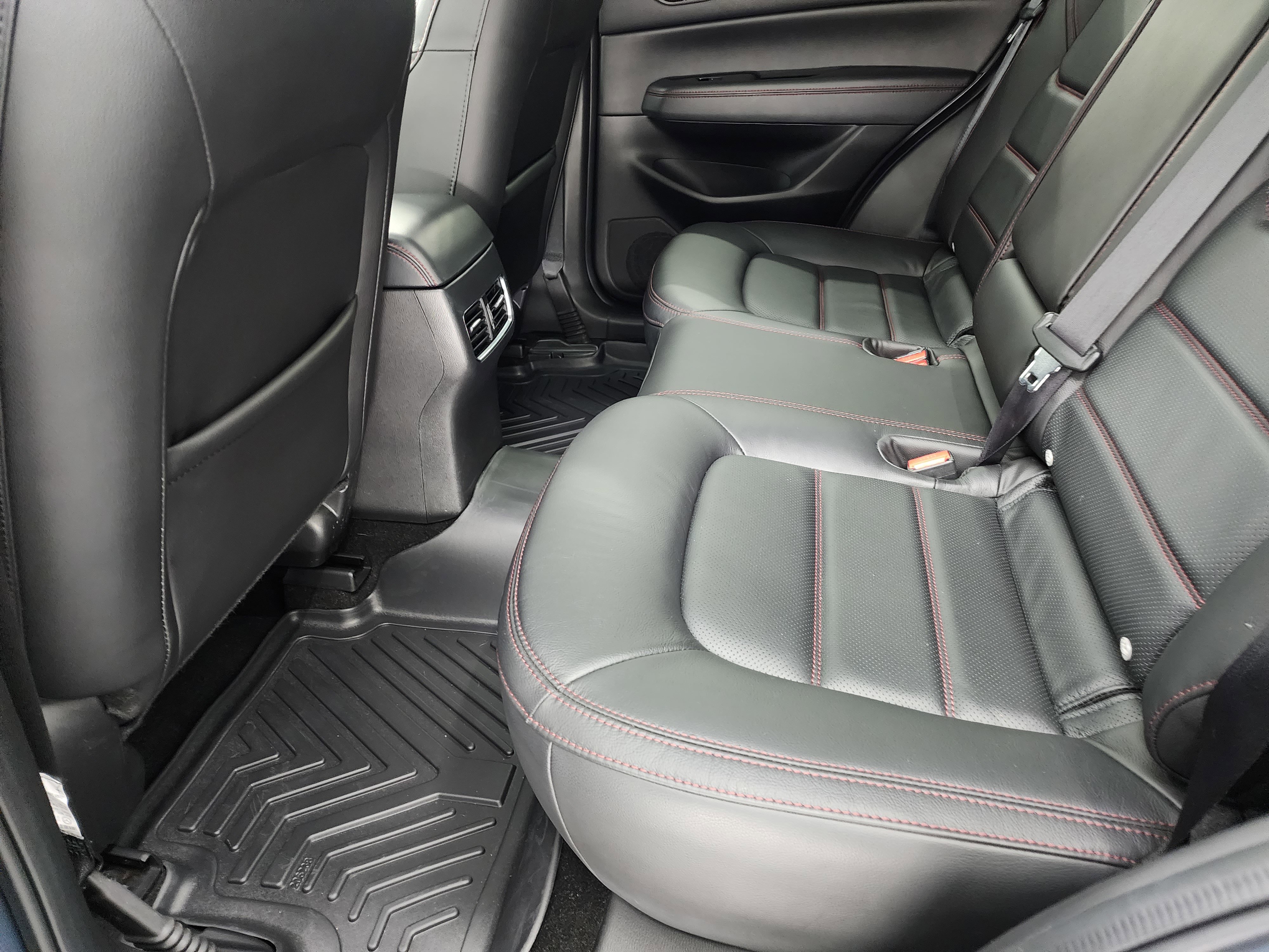 Used 2025 MAZDA CX-5 Carbon Edition image 9