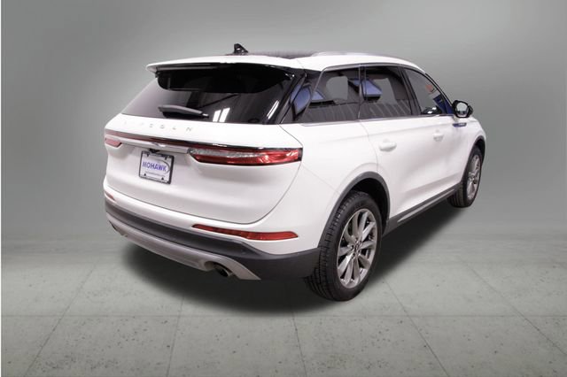 Used 2020 Lincoln Corsair Standard w/ Premium Package image 5