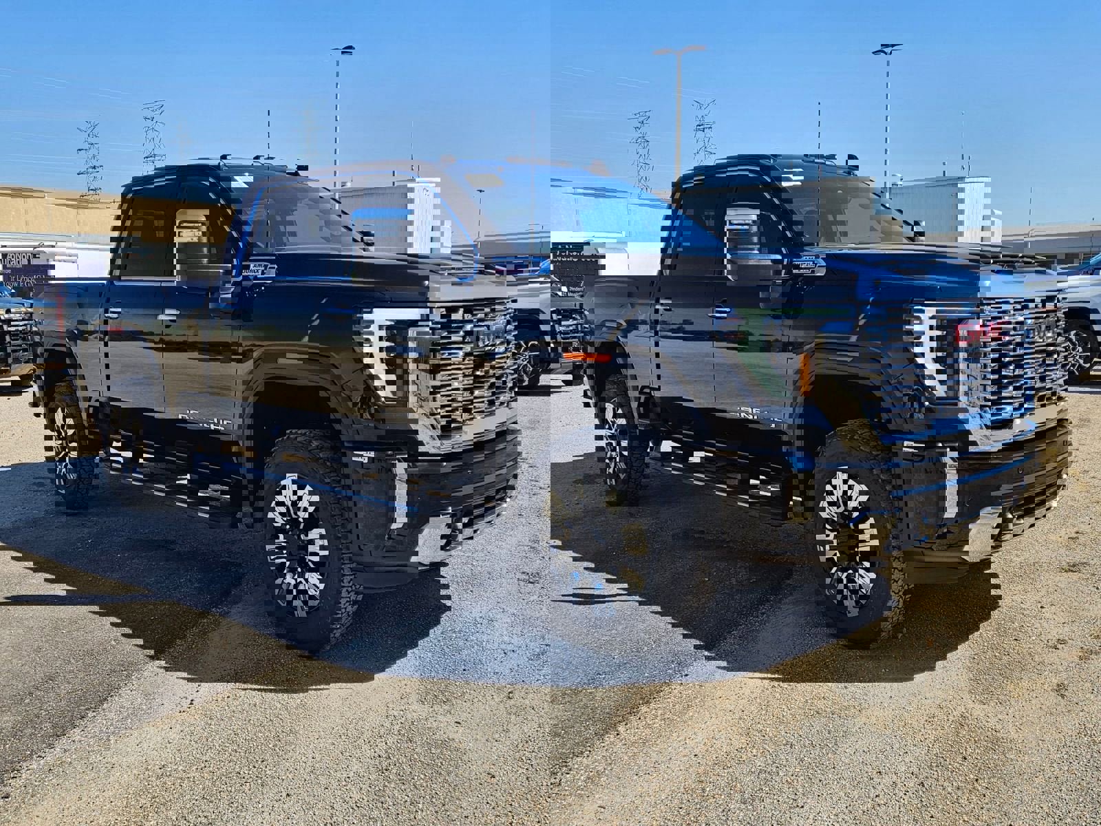 New 2026 GMC Sierra 2500 Denali w/ Denali Reserve Package image 8