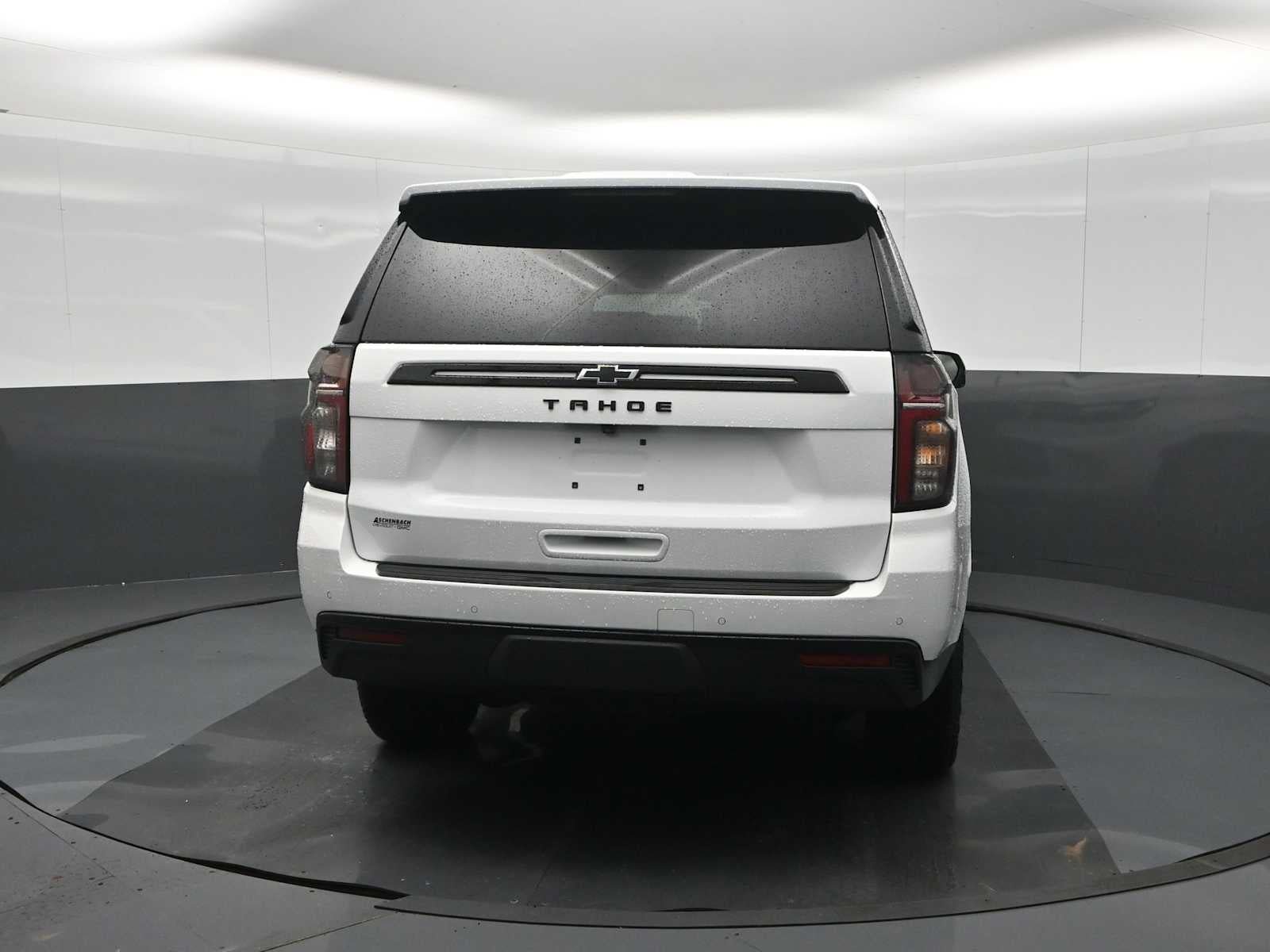 Used 2023 Chevrolet Tahoe Z71 w/ Luxury Package AWD/4WD image 8