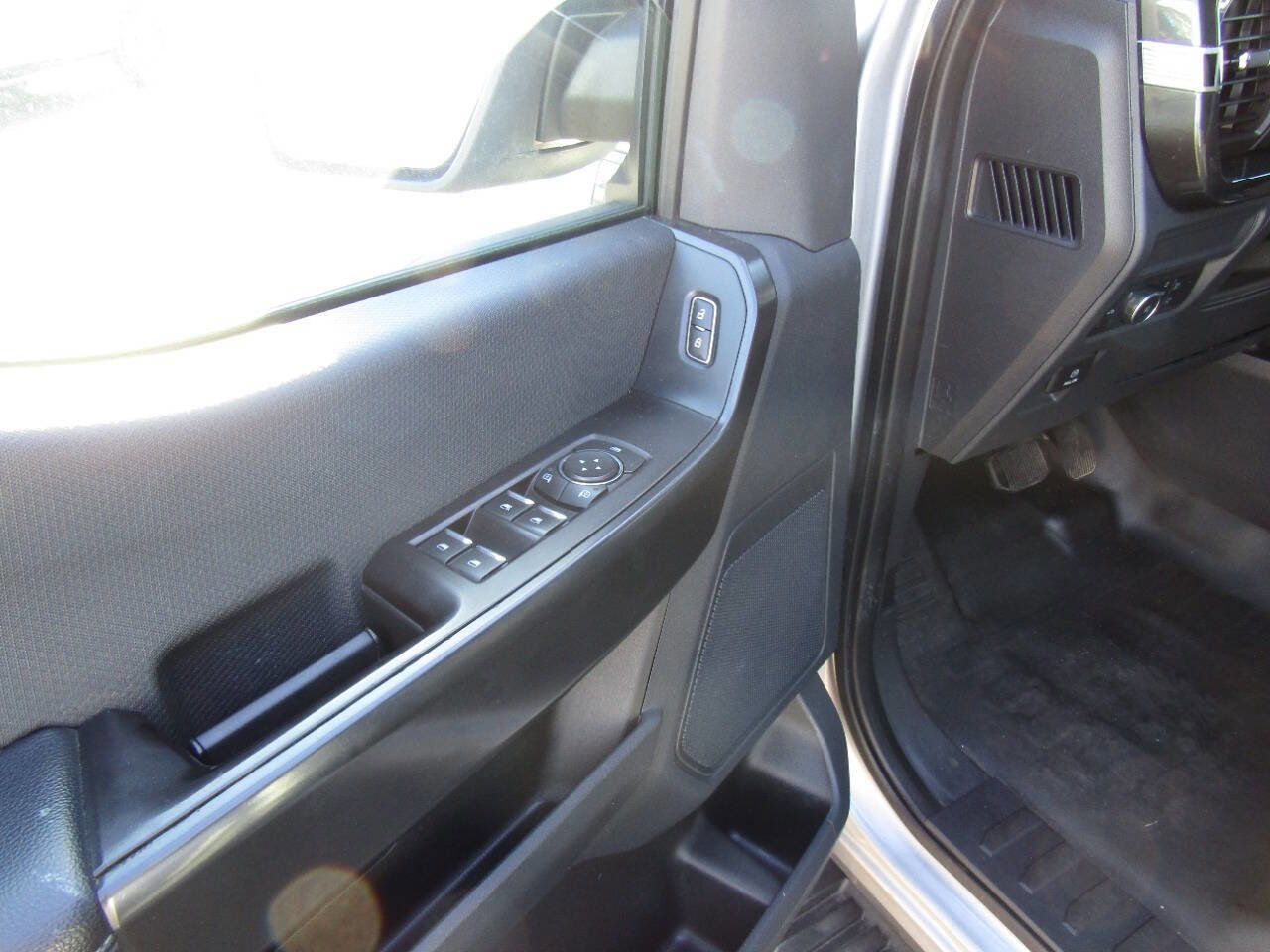 Used 2022 Ford F150 XL w/ Equipment Group 101A High image 25